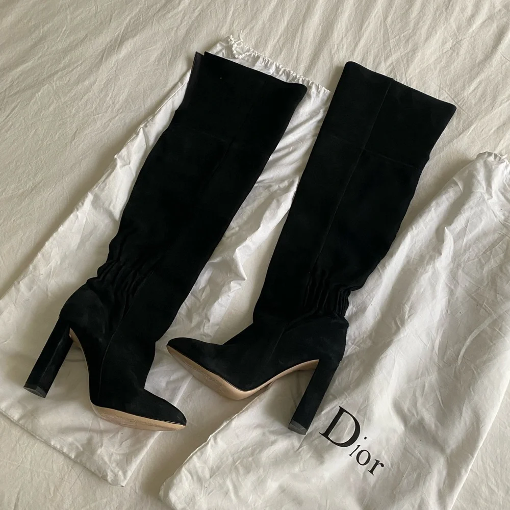CD suede boots - Picture 1 of 9